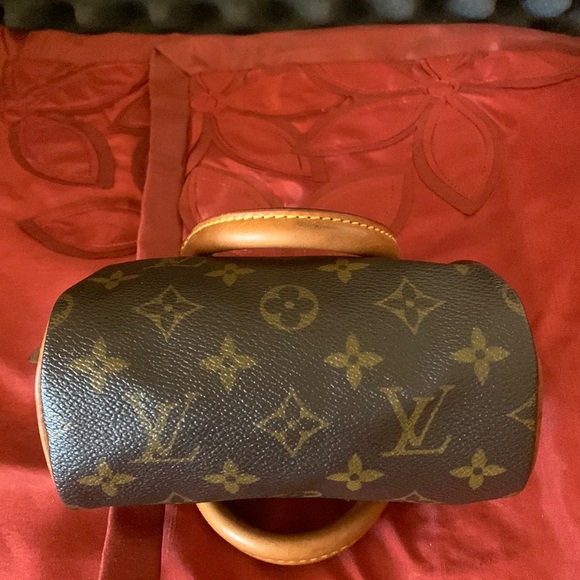 Luis Vuitton nano speedy. - Picture 6 of 8